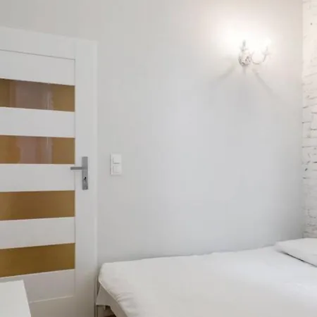 Apartment Modern On 6 Sierpnia St *