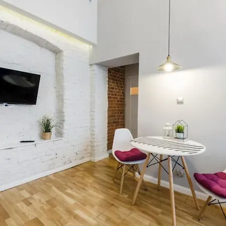 Modern On 6 Sierpnia St Apartment Lodz (Lodz)